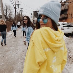 Meet your Posher, Eve